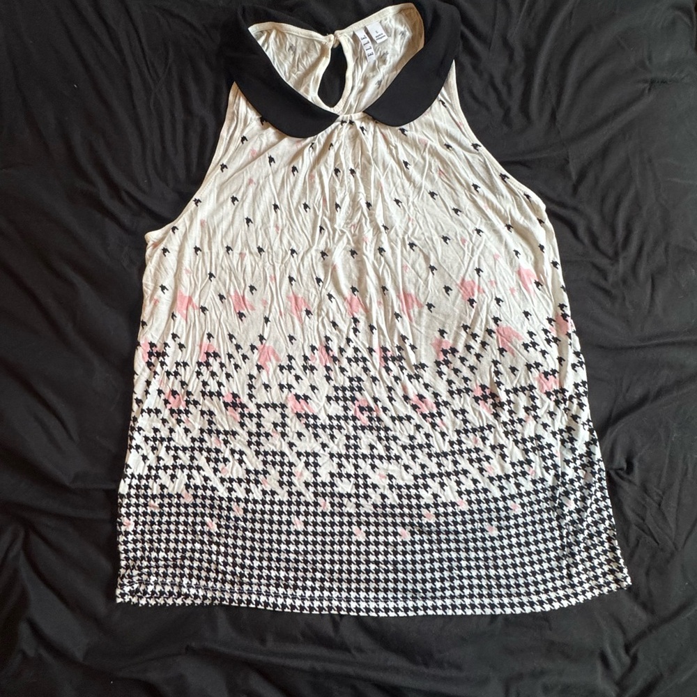Elle Black and White Patterned Blouse